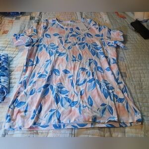 Kim Rogers Multicolor Blue and Pink Leaf Tee